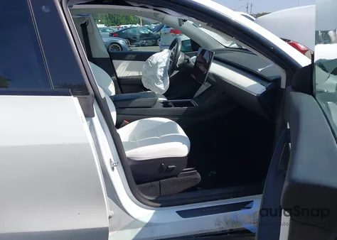 2022 Tesla Model Y Long Range Dual Motor All-Wheel Drive из США, поврежденный, VIN 7SAYGDEE6NF419749